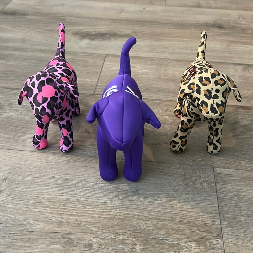 Victoria’s Secret Pink Dogs